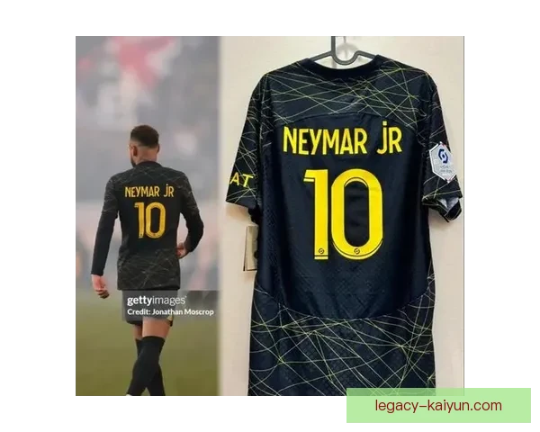 内马尔转会费达到2.22亿欧元，创下历史新纪录