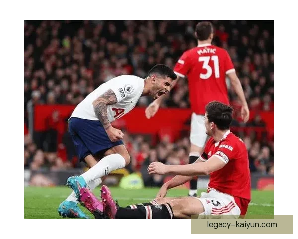 肖恩·朗斯塔夫在英超联赛中的表现稳健，持续提升球队竞争力。